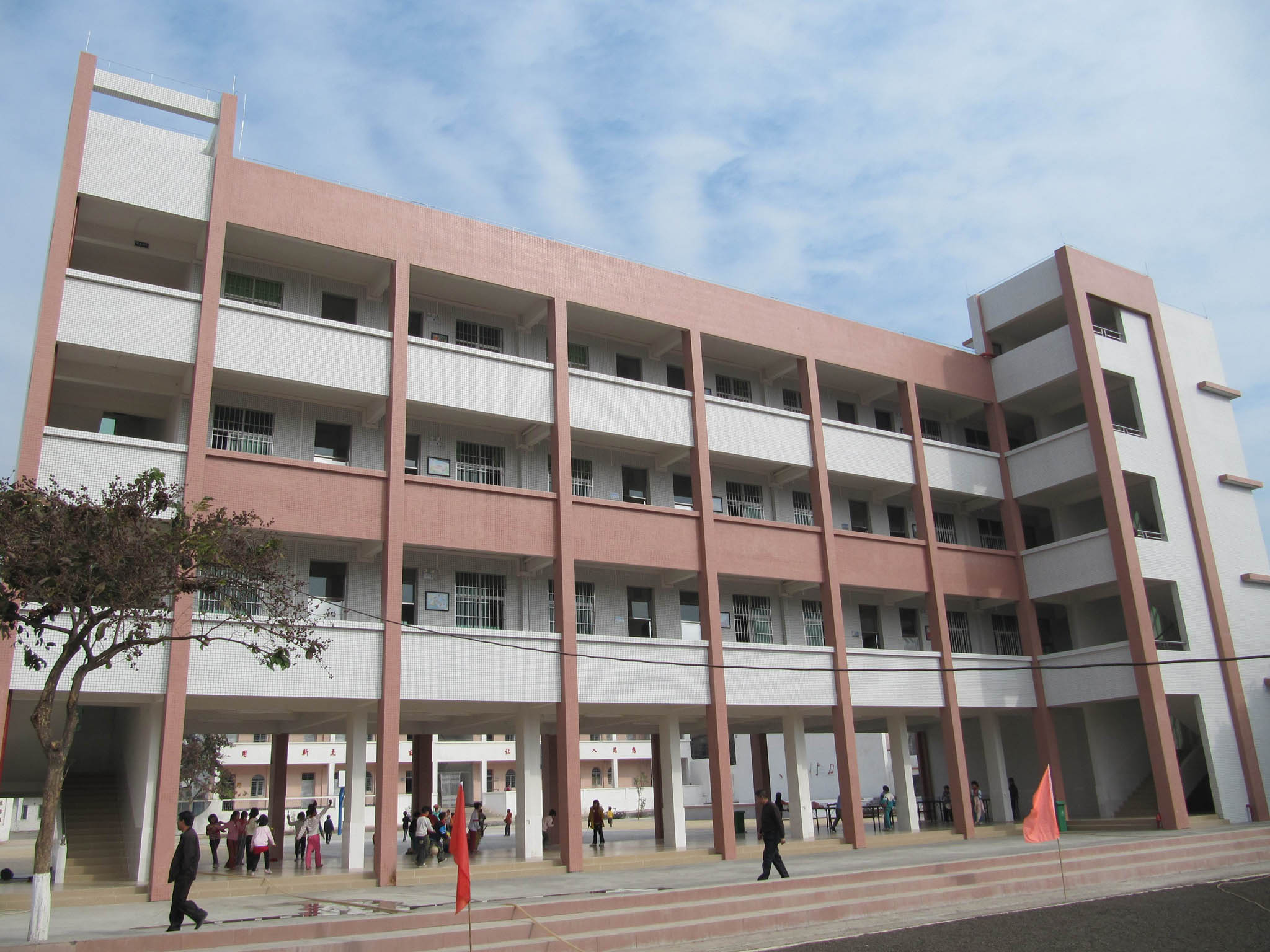 深井小學教學樓（2012年承建）